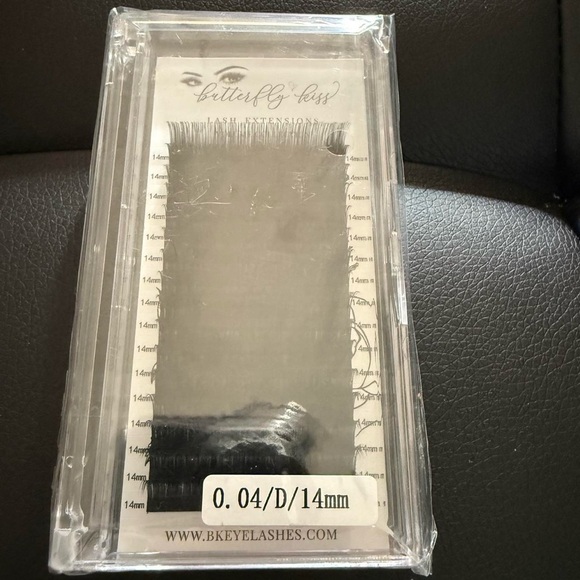 Butterfly kiss lash extensions volume collection 0.04 D 14mm - Picture 3 of 4